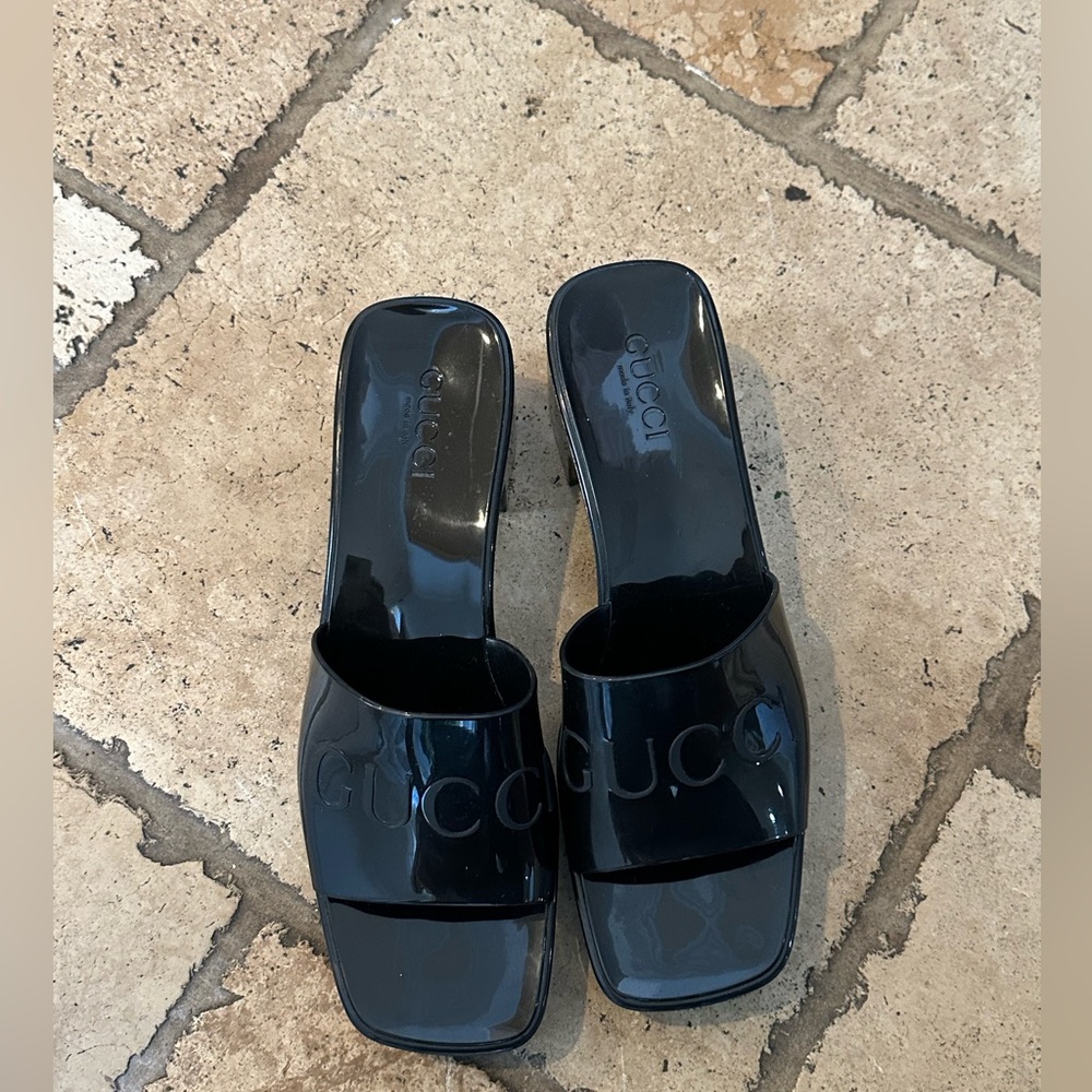 Gucci platform rubber shoes